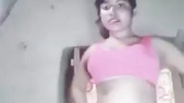 XXX model does the sex dance in a barn shaking her buttocks on camera