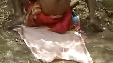 Dehati Randi chudai outdoors sex MMS