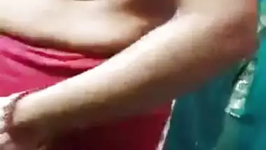 Sweet Desi housewife takes off sexy sari to show her bald XXX pussy