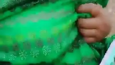 Desi cute hot aunty showing her boobs selfie cam