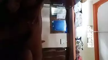 Indian Kiss And Fuck Homemade Porn