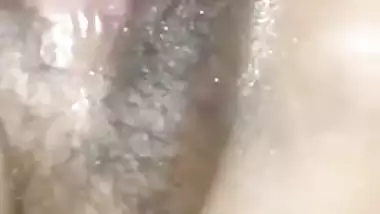 Bangla Desi XXX babe playing with her hot pussy and tits on cam