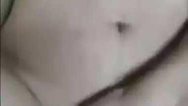 Desi Girlfriend Beautiful Housewife Fingering