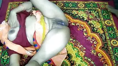 Fuck Indian Mother In Law On Floor Before New Year Celeberation