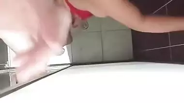 Folle En El Bano Cuando Estaban Nuestros Amigos Alado Del Cuarto With Lana Rhoades, Mia Khalifa And Brandi Love