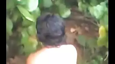 Bubble butt college girl’s outdoor hardcore fuck mms