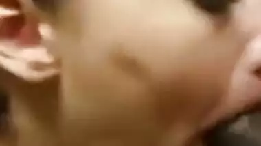Sed Desi fellatrix takes care of penis in the amateur porn video