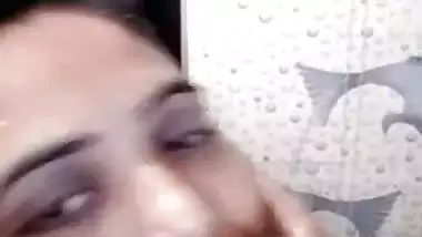 Cute nursing girl naked bathing video