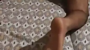 Cuckold shoots his GF’s viral sex video fucking a guy