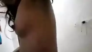 Indian girl takes her clothes off to expose 