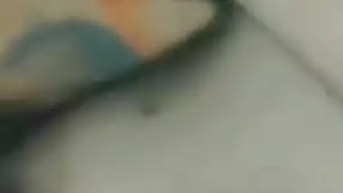 Horny Indian XXX whore riding her client’s hard cock MMS