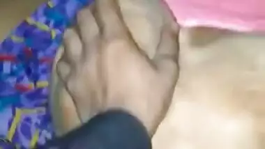 Older Chachi fucking Desi Hindi XXX MMS