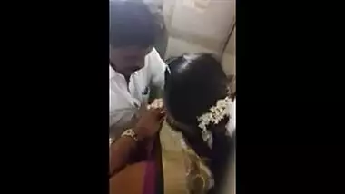 Tamil mms scandals of big boobs bhabhi doing outdoor sex in running train