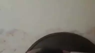 Horny Desi XXX wife enjoys fucking on camera in video MMS