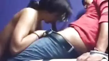 Naked Desi gal pleases surprised BF with XXX blowjob in the bathroom