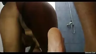 Desi newly married wife fucking in bathroom in new style with loud moaning