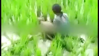 Lovers caught fooling around outdoor by river in hot Desi mms clip