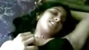 Submissive desi teen girl blows a dick