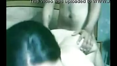 Wwwxxx webcam video of a desi bhabhi enjoying with lover for her fans