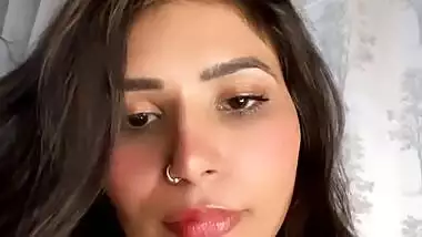 Annie Sharma Hot Sexy Live