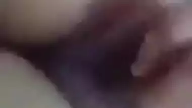 Indian aunty in hijab shows boobs and stimulates her pink hole