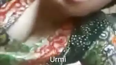 Desi Girl Urmi Showing Her Wet Pussy On Video Call