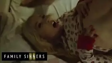 Family Sinners - Two Naughty Step Siblings Kenzie Reeves And Nathan Bronson Cum Together